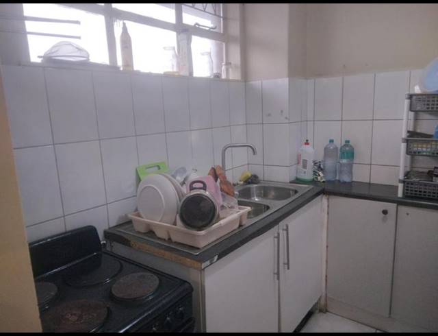 2 BEDROOM APARTMENT FOR SALE IN ESSENWOOD